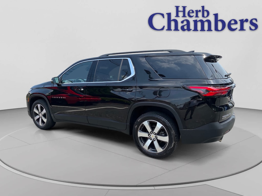 Used 2023 Chevrolet Traverse LT Leather SUV