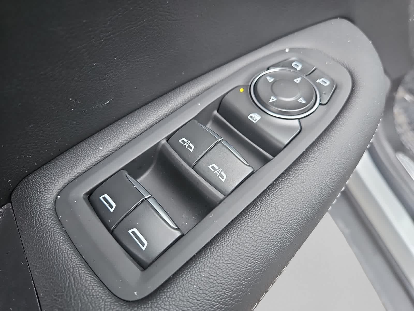 used 2025 Cadillac XT5 car, priced at $41,187