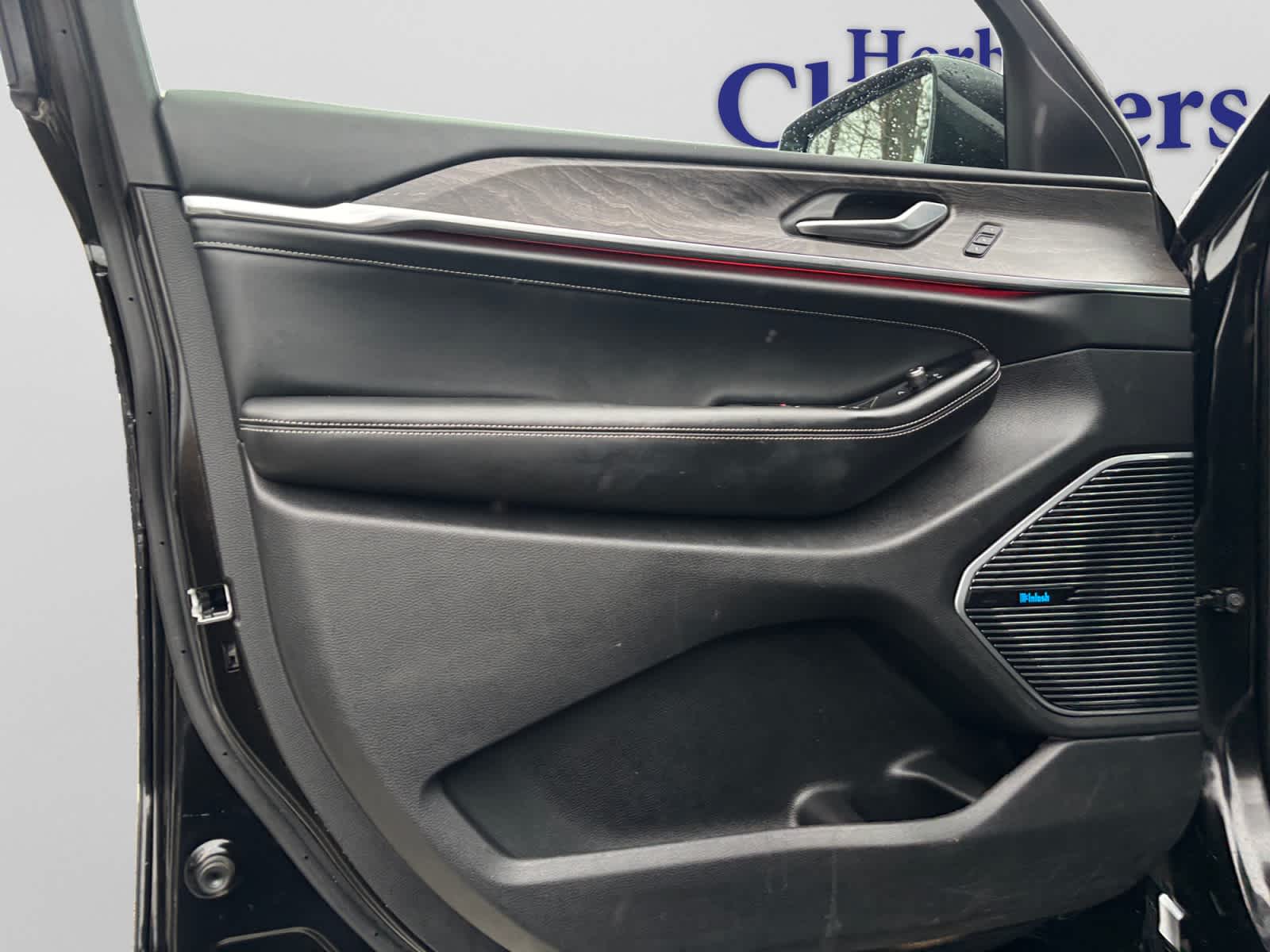 used 2021 Jeep Grand Cherokee L car, priced at $29,497