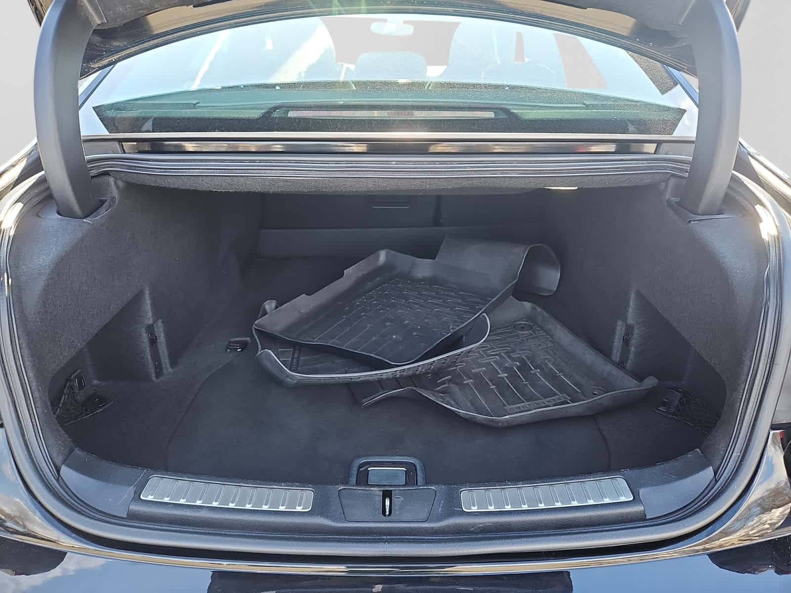 used 2017 Lincoln Continental car, priced at $19,287