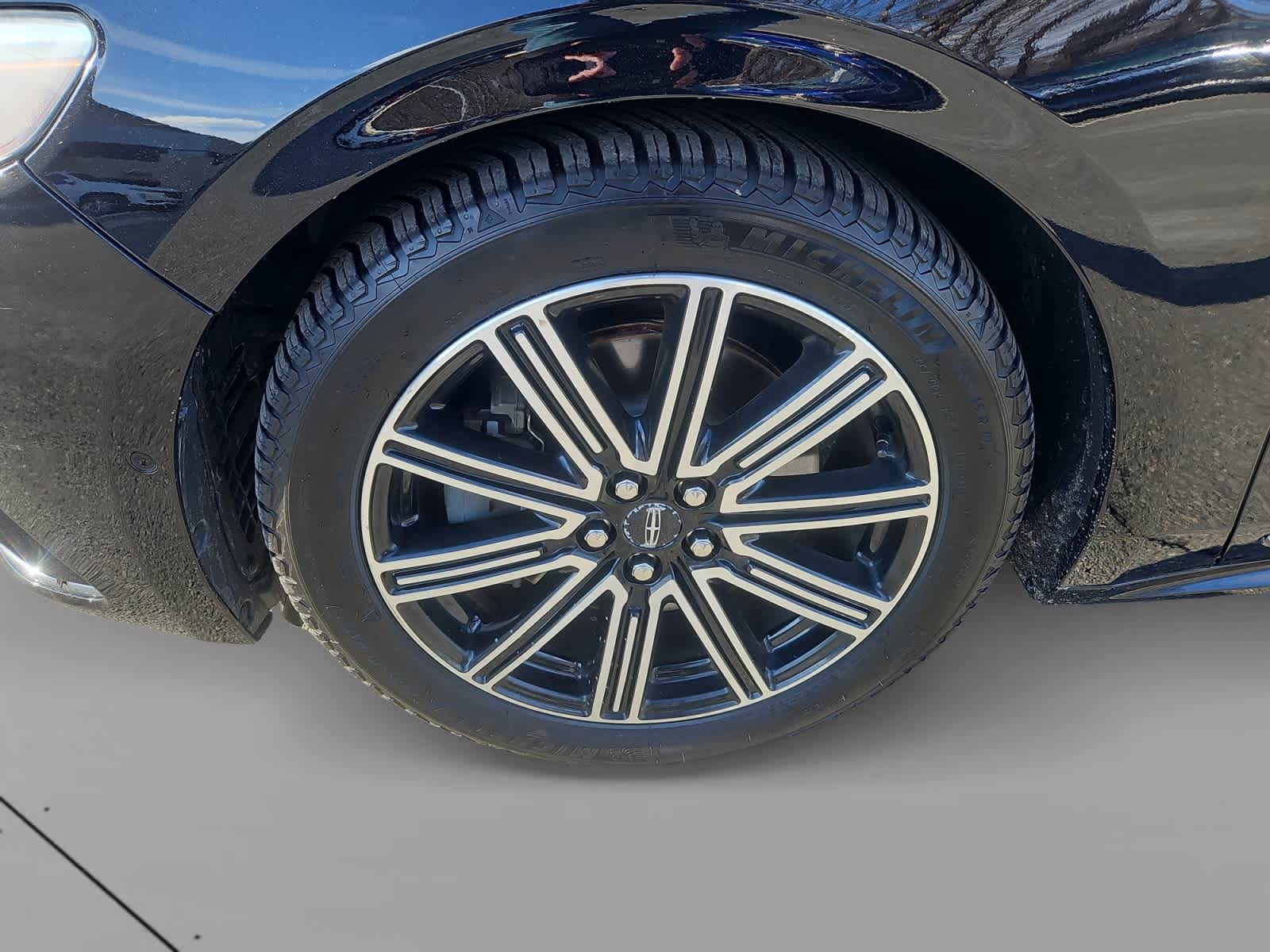 used 2017 Lincoln Continental car, priced at $19,287