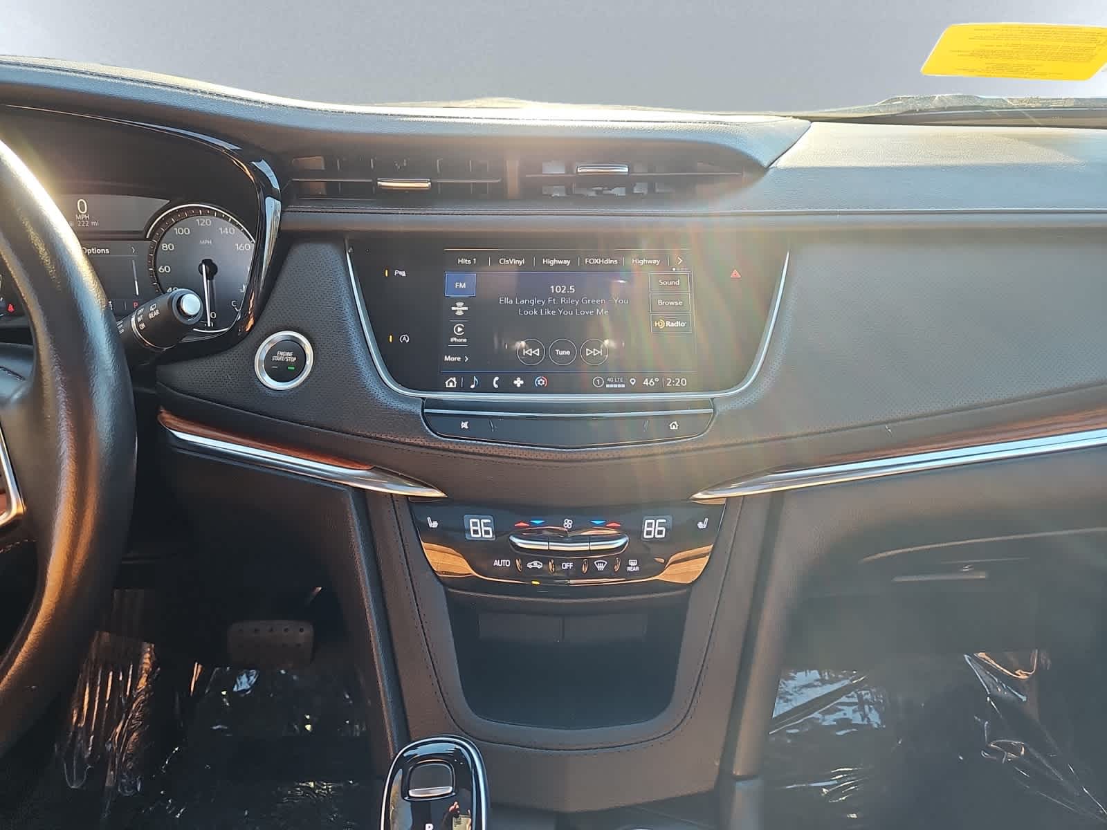 used 2022 Cadillac XT5 car, priced at $30,287