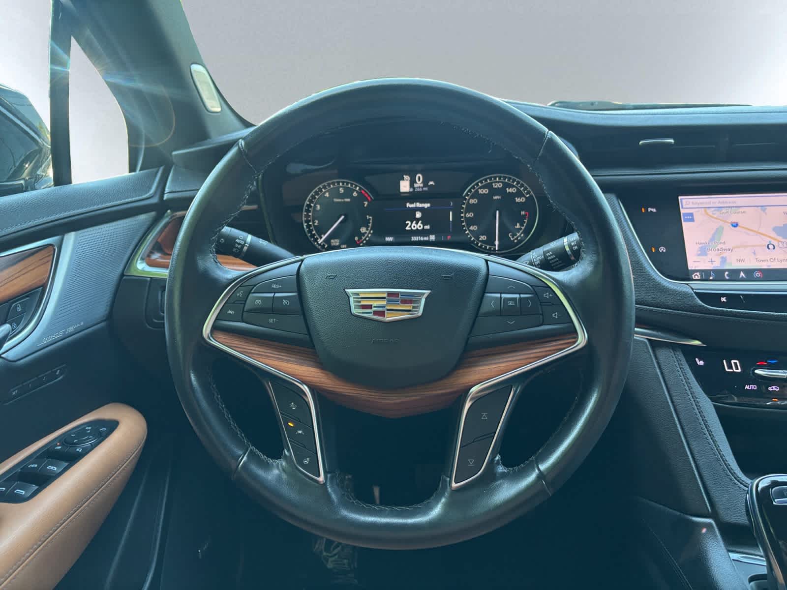 used 2022 Cadillac XT5 car, priced at $35,497