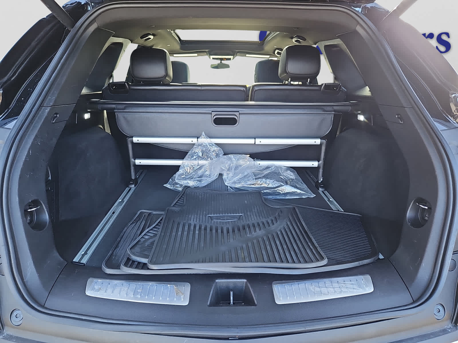 used 2023 Cadillac XT5 car, priced at $36,287