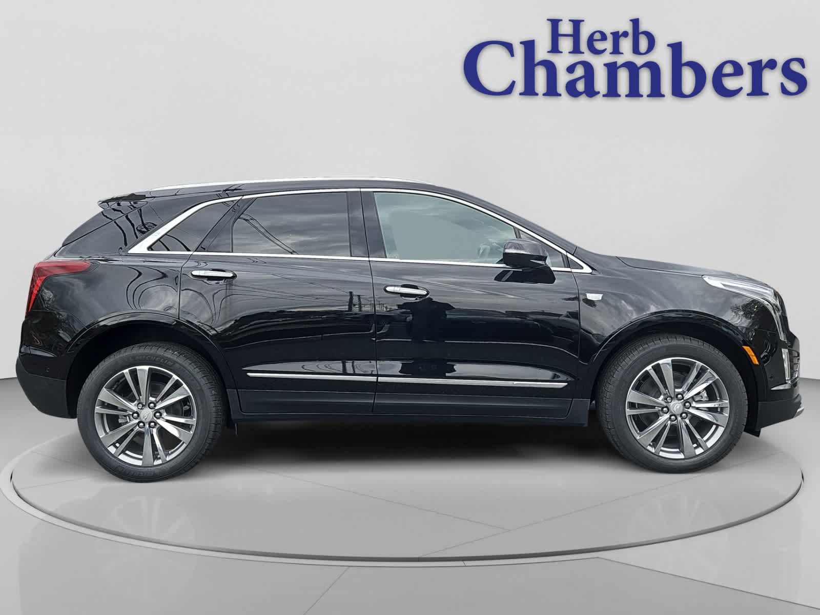 new 2026 Cadillac XT5 car, priced at $61,095