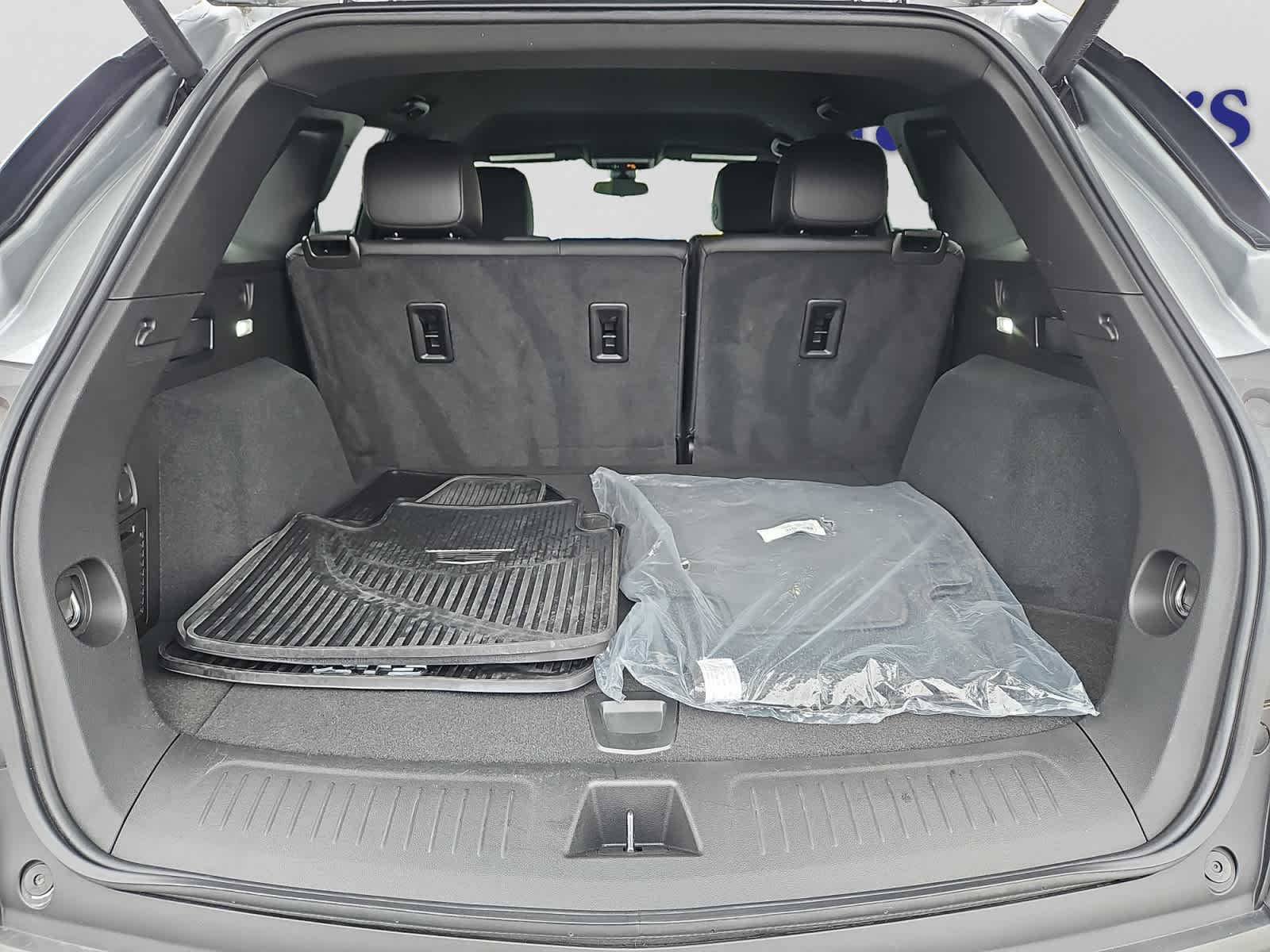 used 2025 Cadillac XT5 car, priced at $41,187