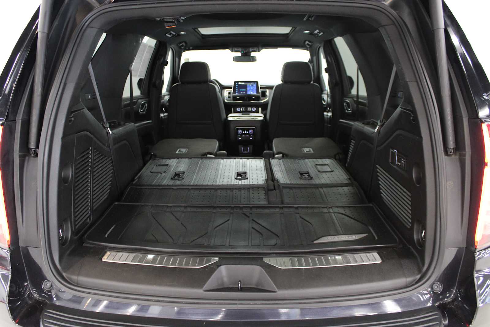 used 2022 Chevrolet Tahoe car, priced at $50,387