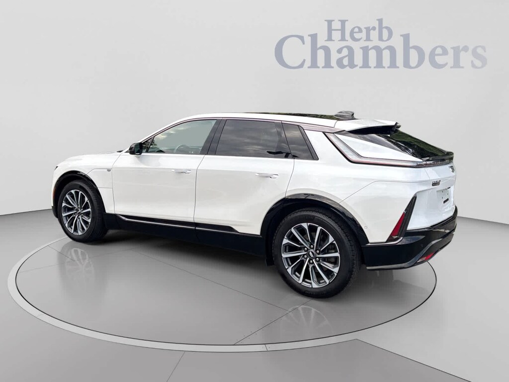 Used 2024 CADILLAC LYRIQ Sport 2 SUV