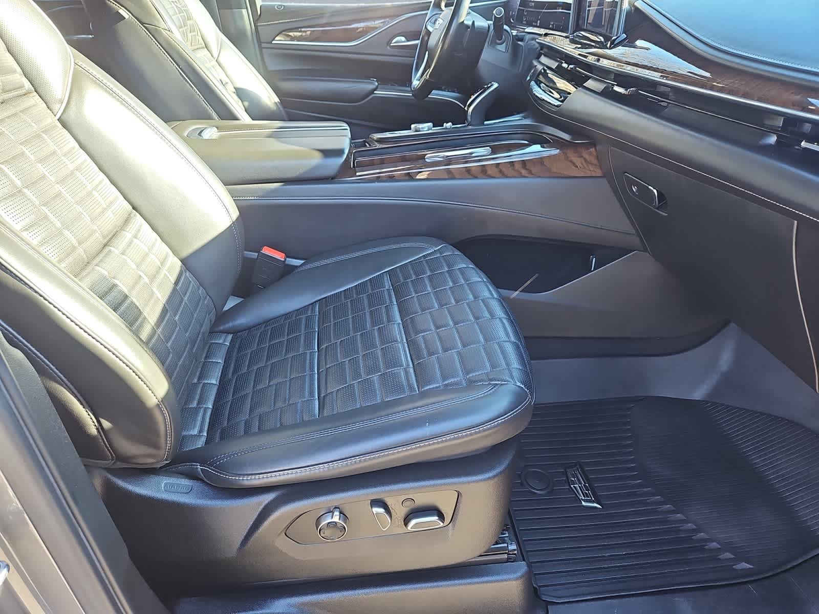 used 2021 Cadillac Escalade ESV car, priced at $66,987