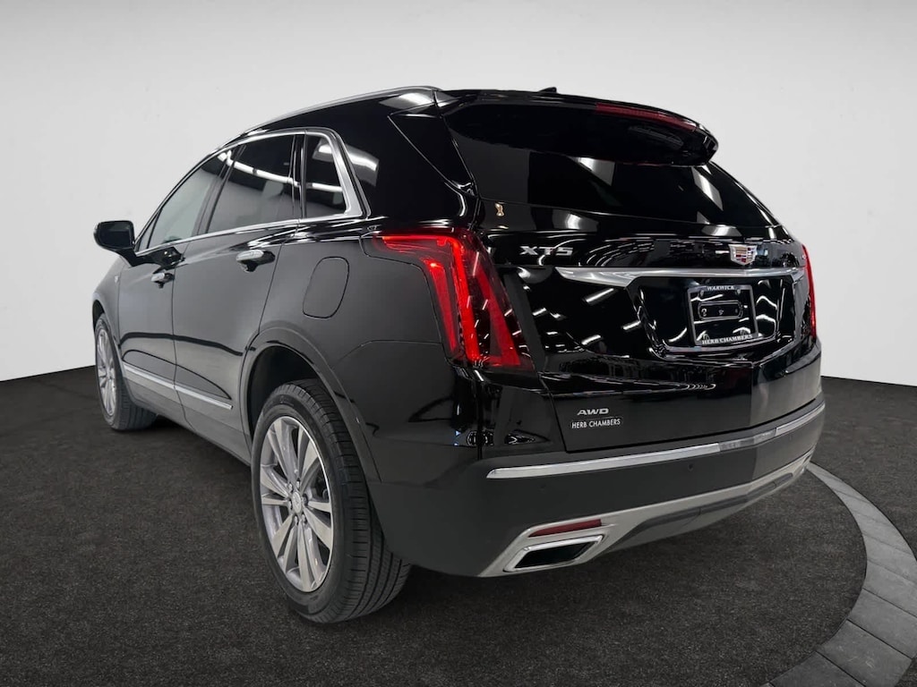 Used 2024 CADILLAC XT5 Premium Luxury SUV