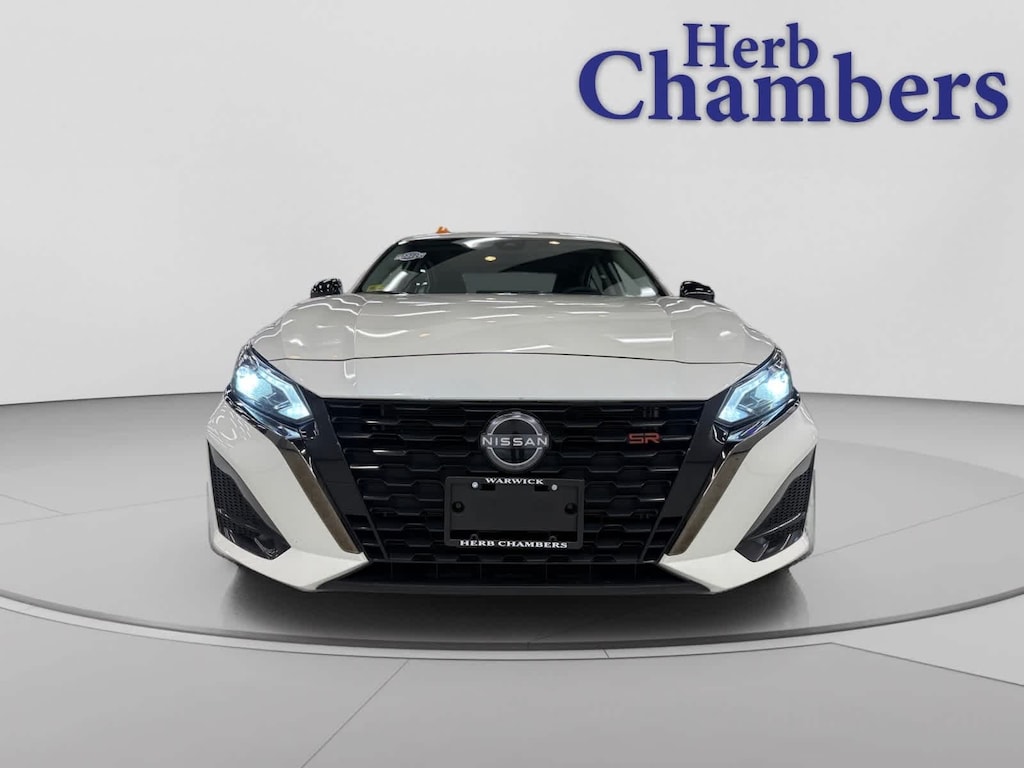 Used 2023 Nissan Altima 2.5 SR