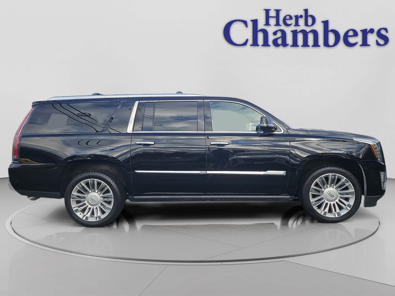 used 2018 Cadillac Escalade ESV car, priced at $28,287