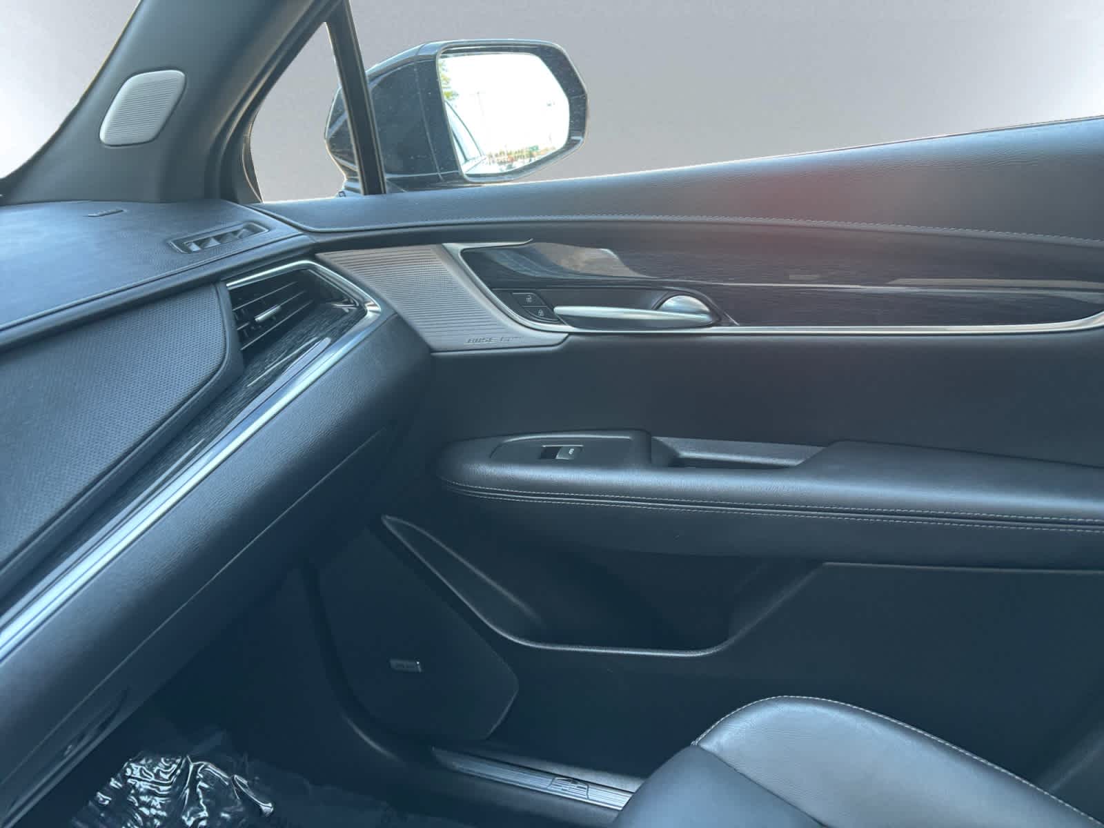 used 2023 Cadillac XT5 car, priced at $34,287