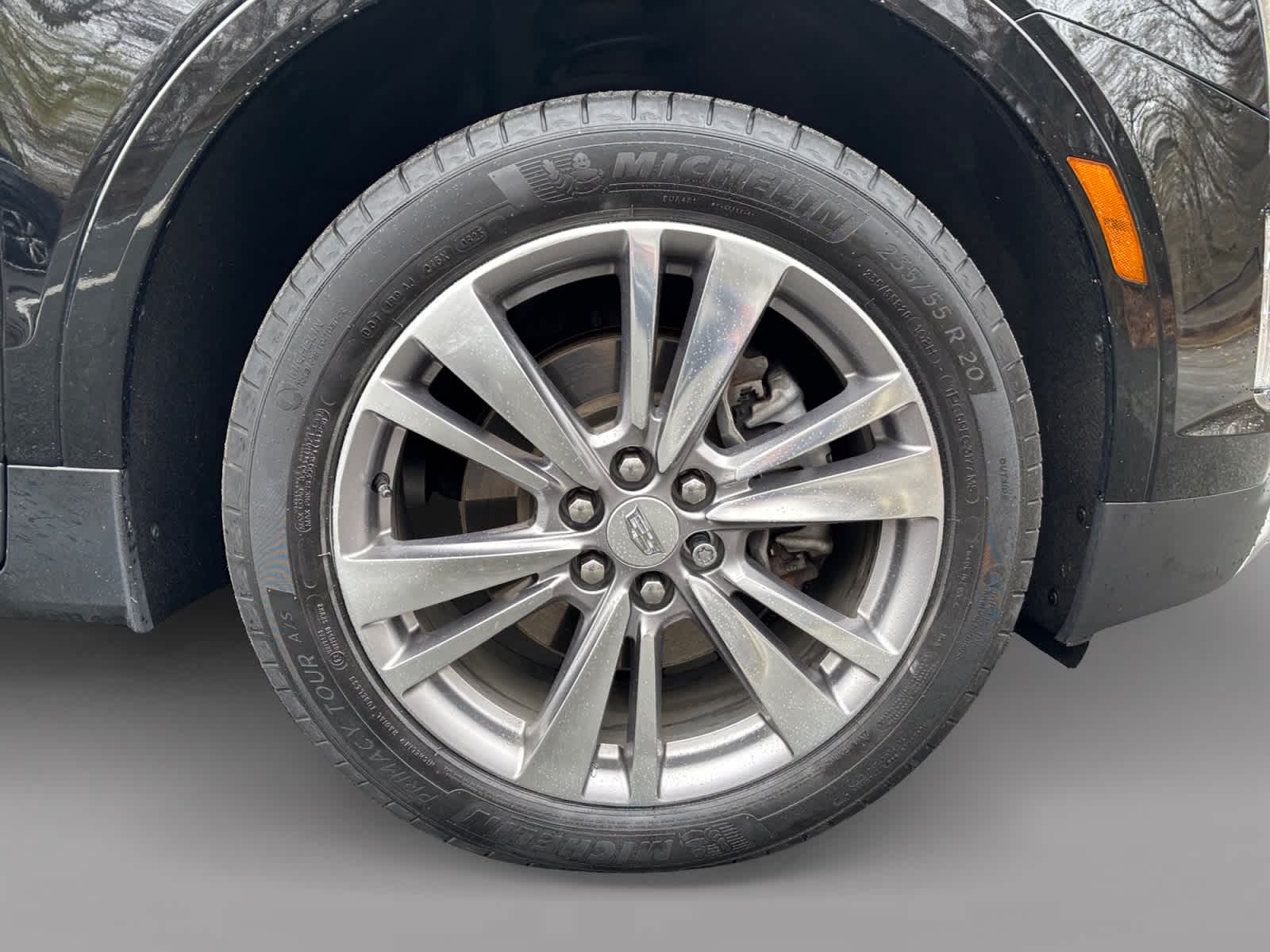 used 2023 Cadillac XT5 car, priced at $34,387