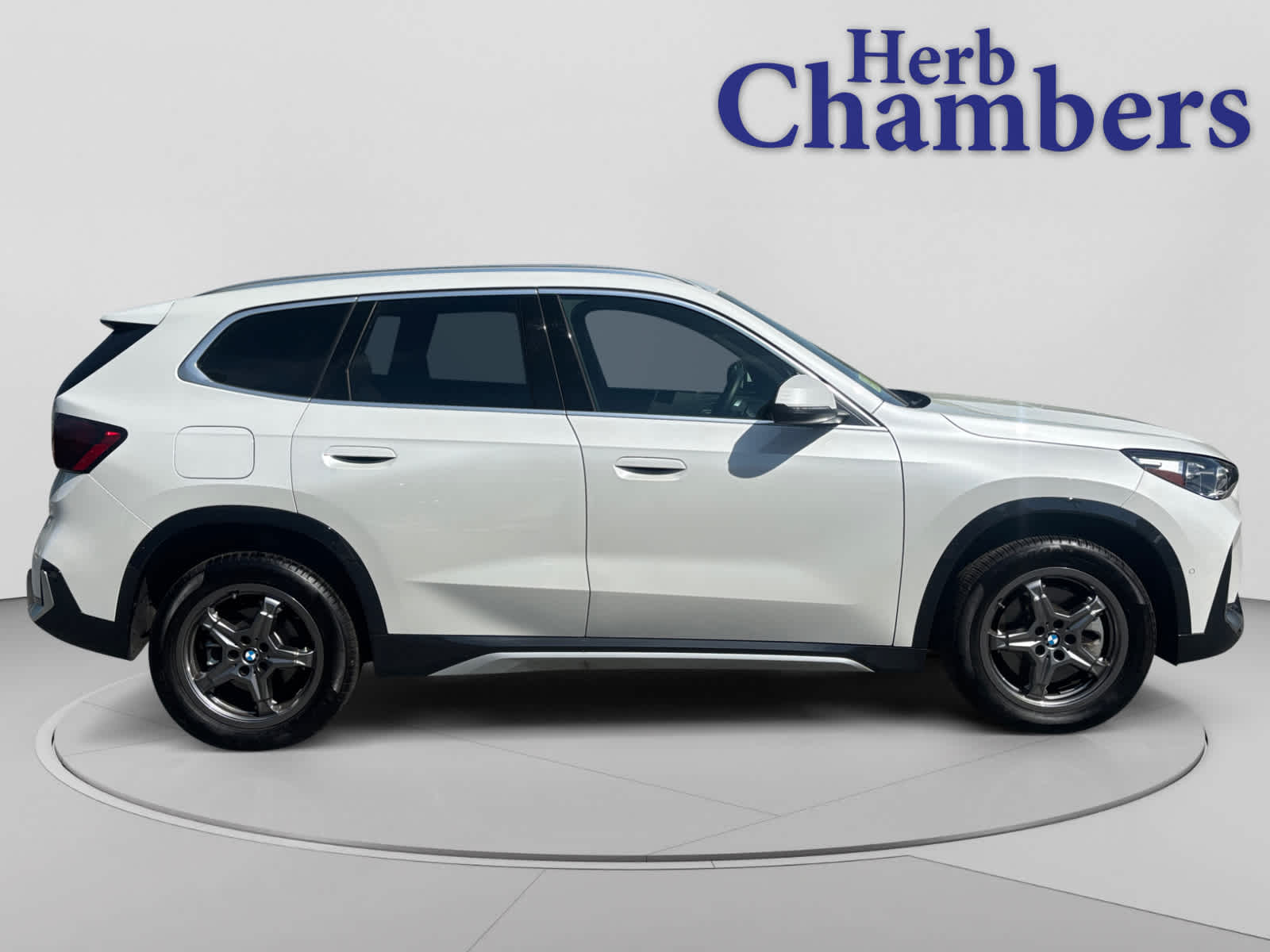 2025 BMW X1 28i - Photo 6