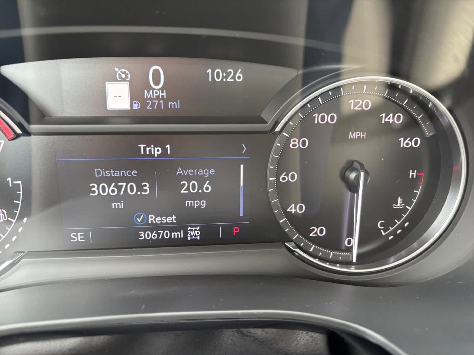 used 2023 Cadillac XT5 car, priced at $34,387