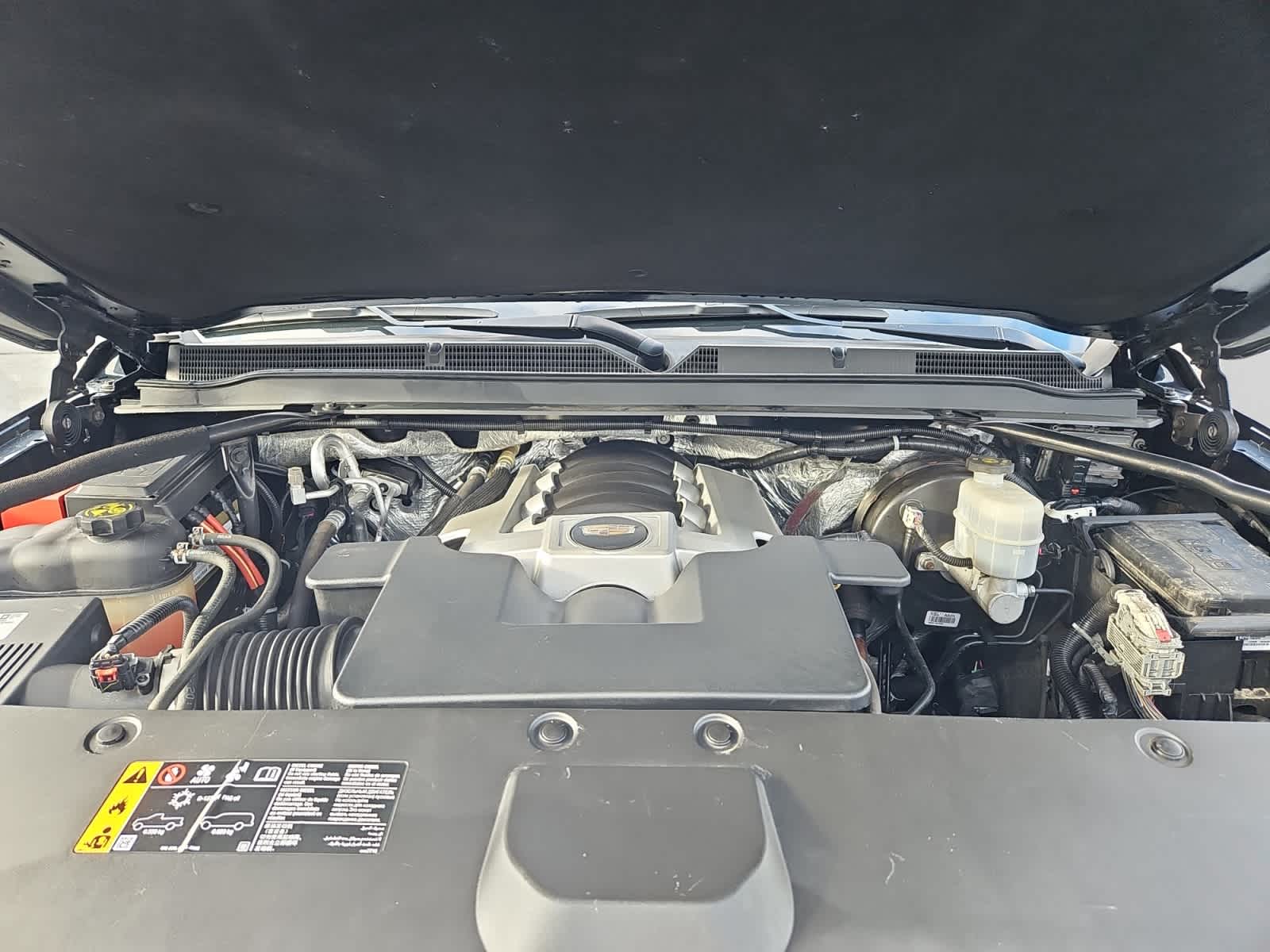 used 2018 Cadillac Escalade ESV car, priced at $28,287