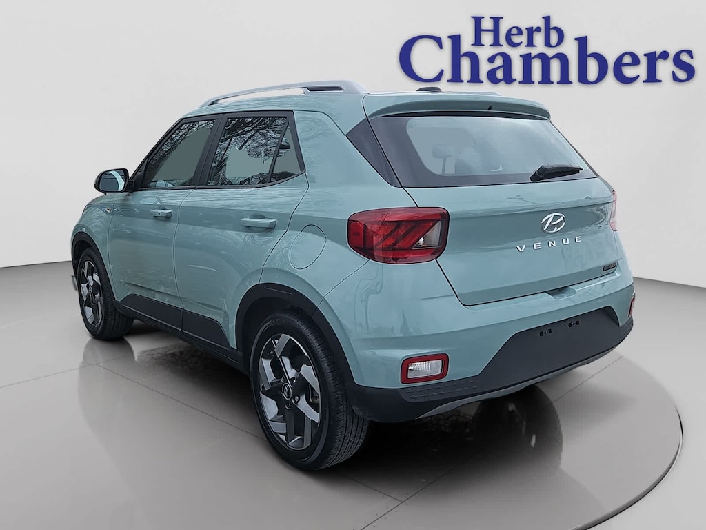 Used 2025 Hyundai Venue Limited