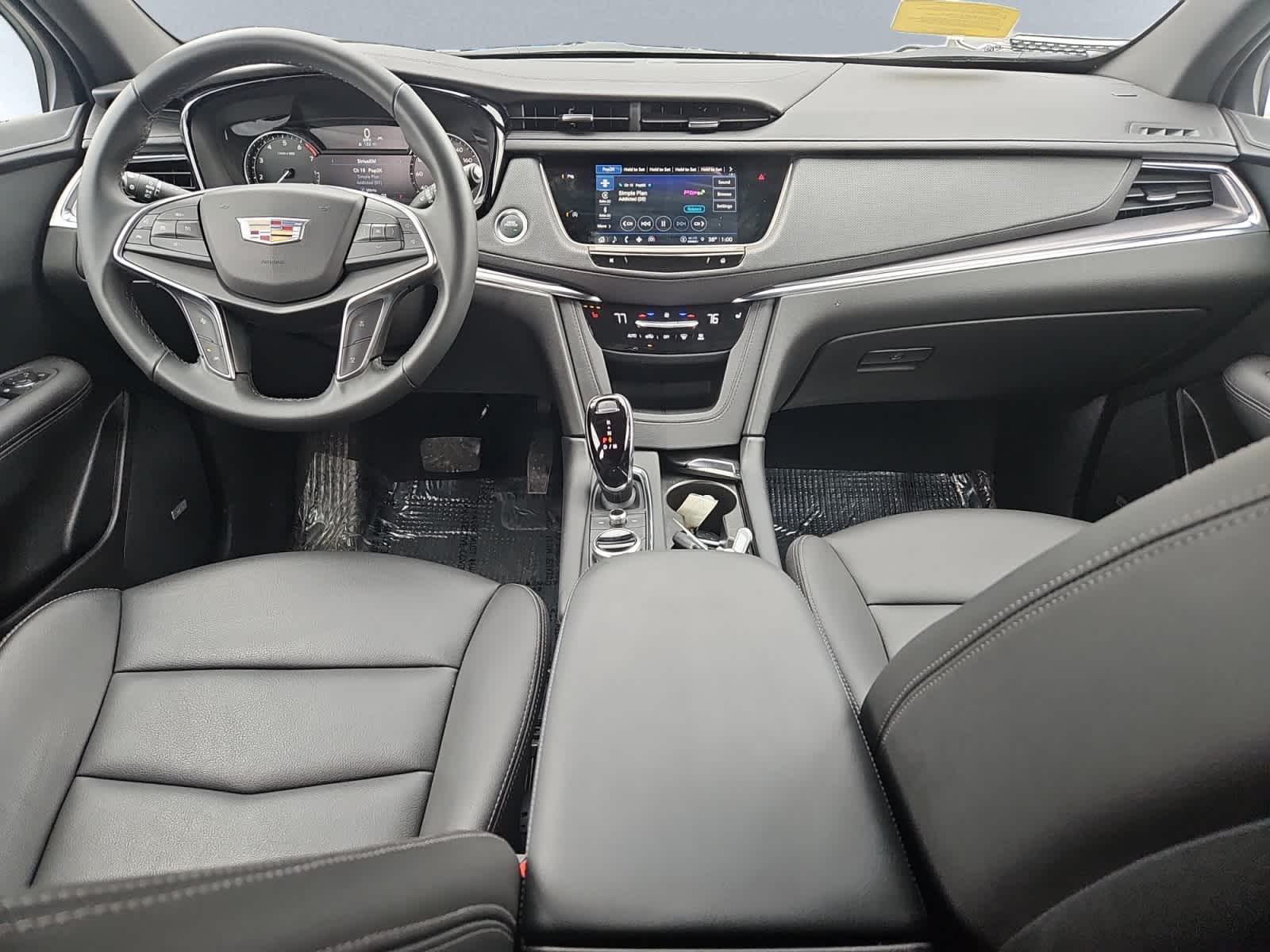 used 2025 Cadillac XT5 car, priced at $41,187