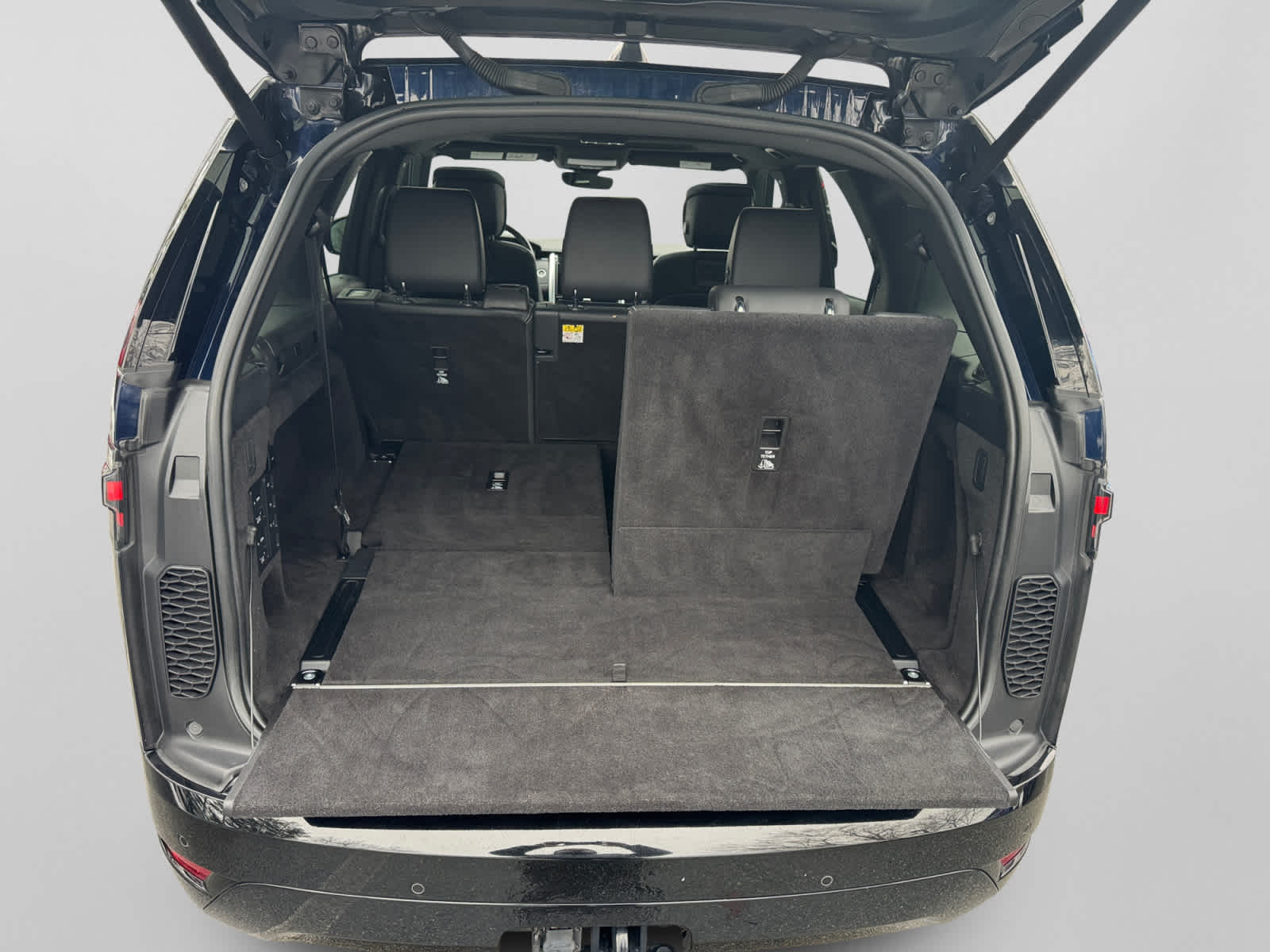 used 2021 Land Rover Discovery car, priced at $25,497