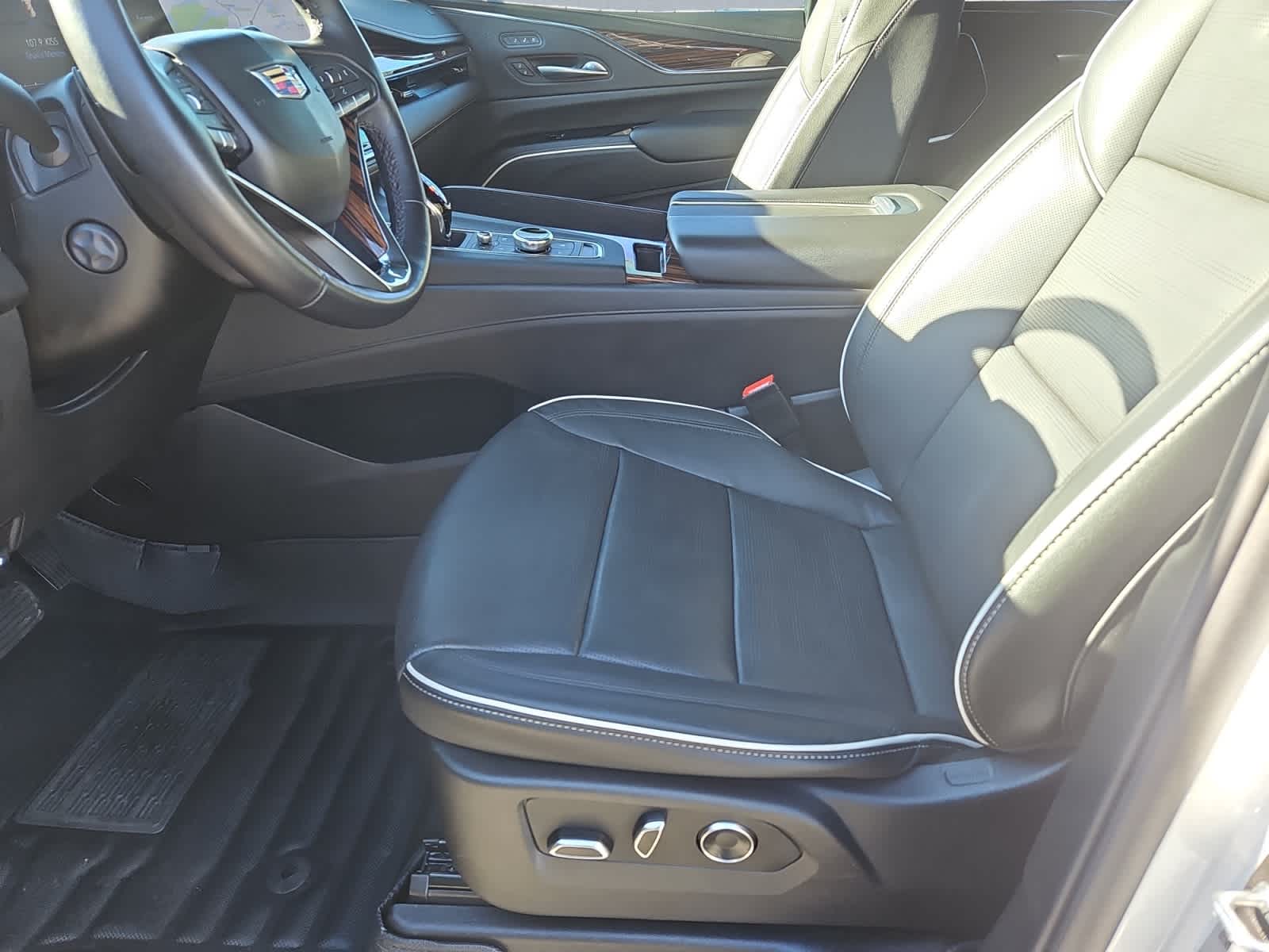 used 2024 Cadillac Escalade ESV car, priced at $81,887