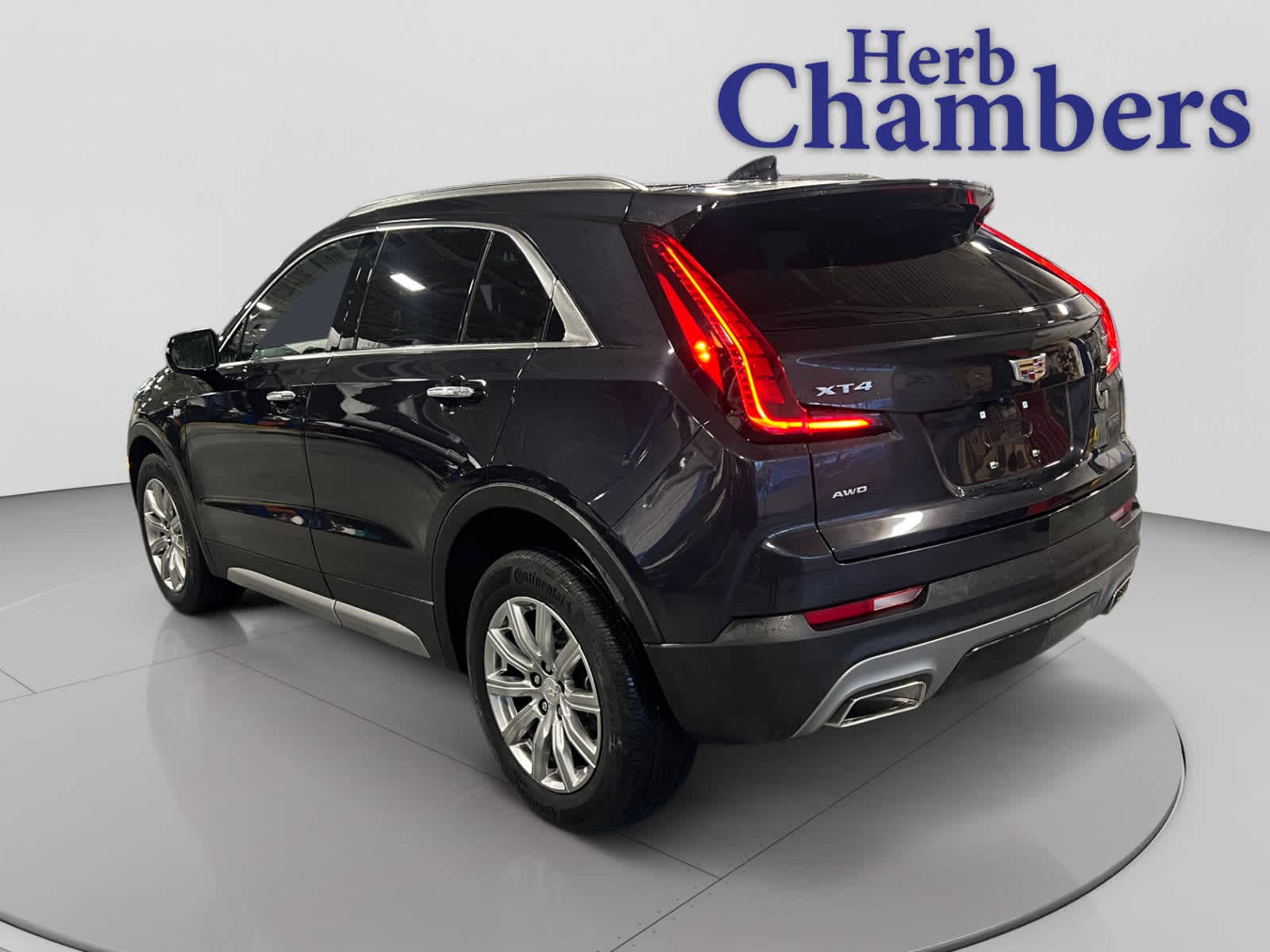 used 2023 Cadillac XT4 car