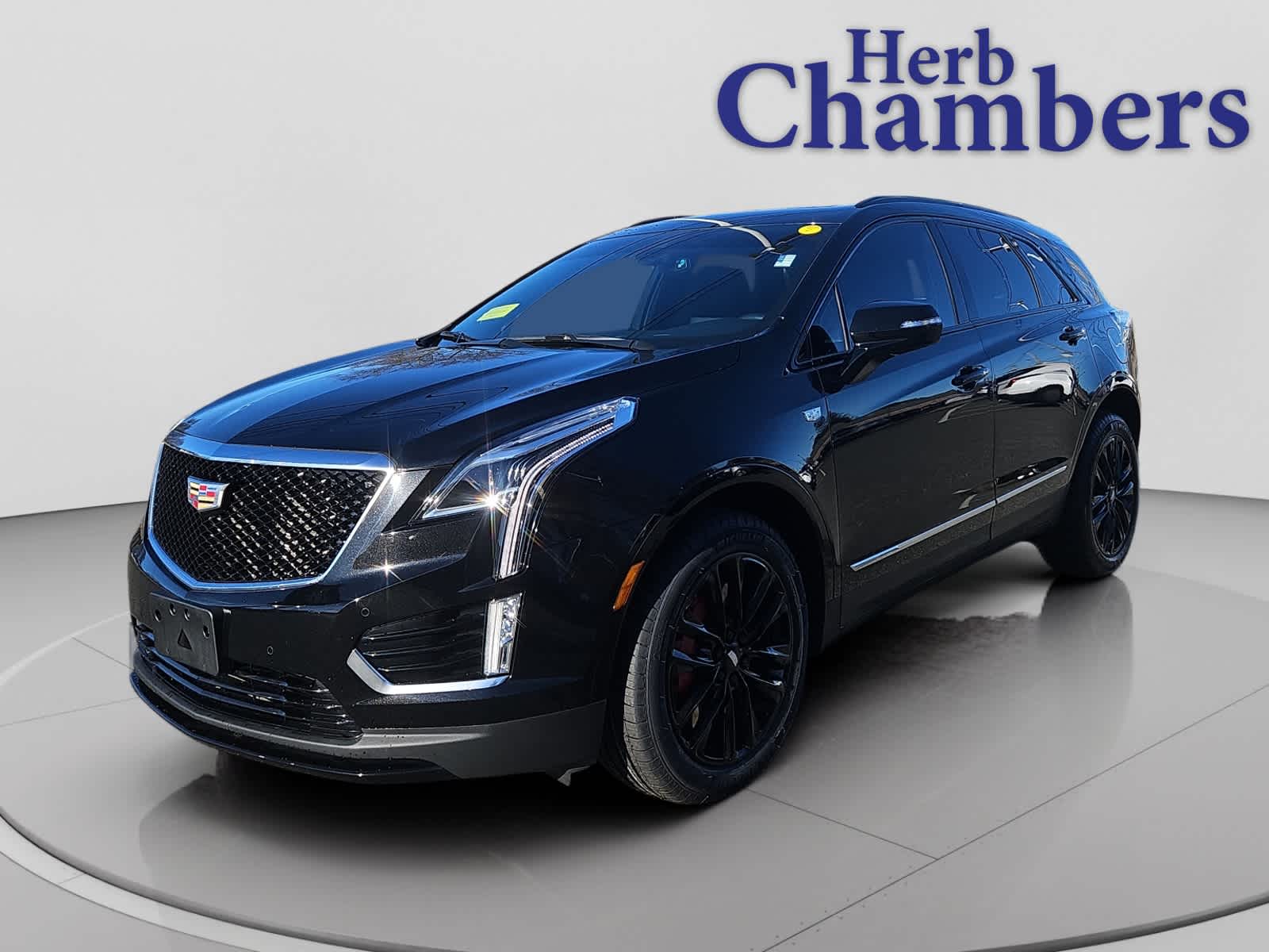 2023 Cadillac XT5 Sport photo 3