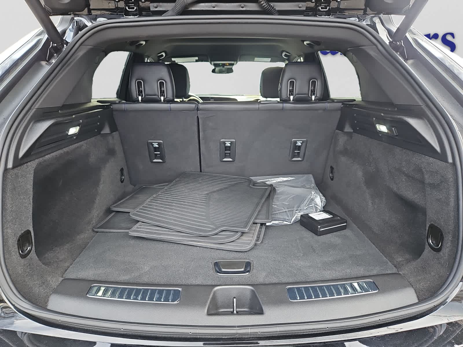 used 2025 Cadillac XT4 car, priced at $42,497