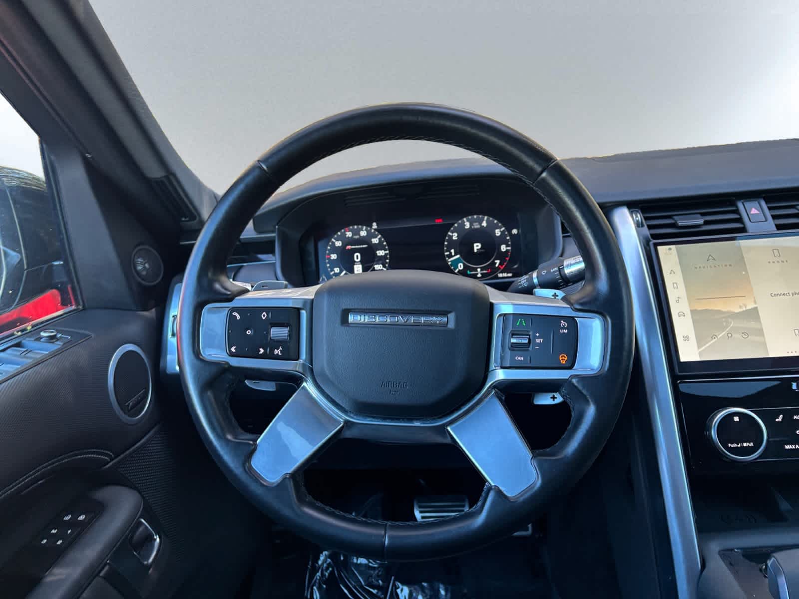 used 2021 Land Rover Discovery car, priced at $24,387