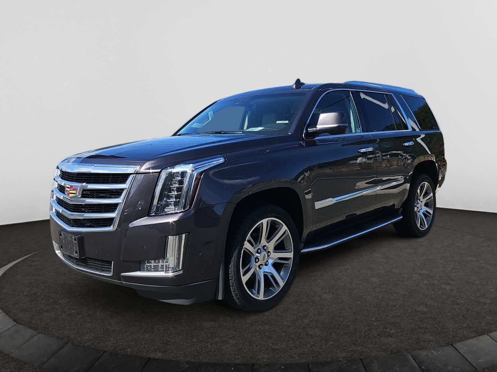 2017 Cadillac Escalade Luxury photo 2