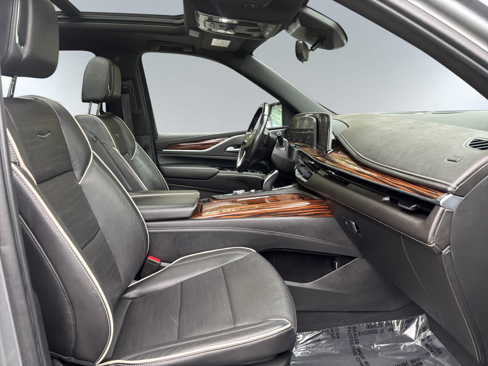 used 2021 Cadillac Escalade ESV car, priced at $50,487