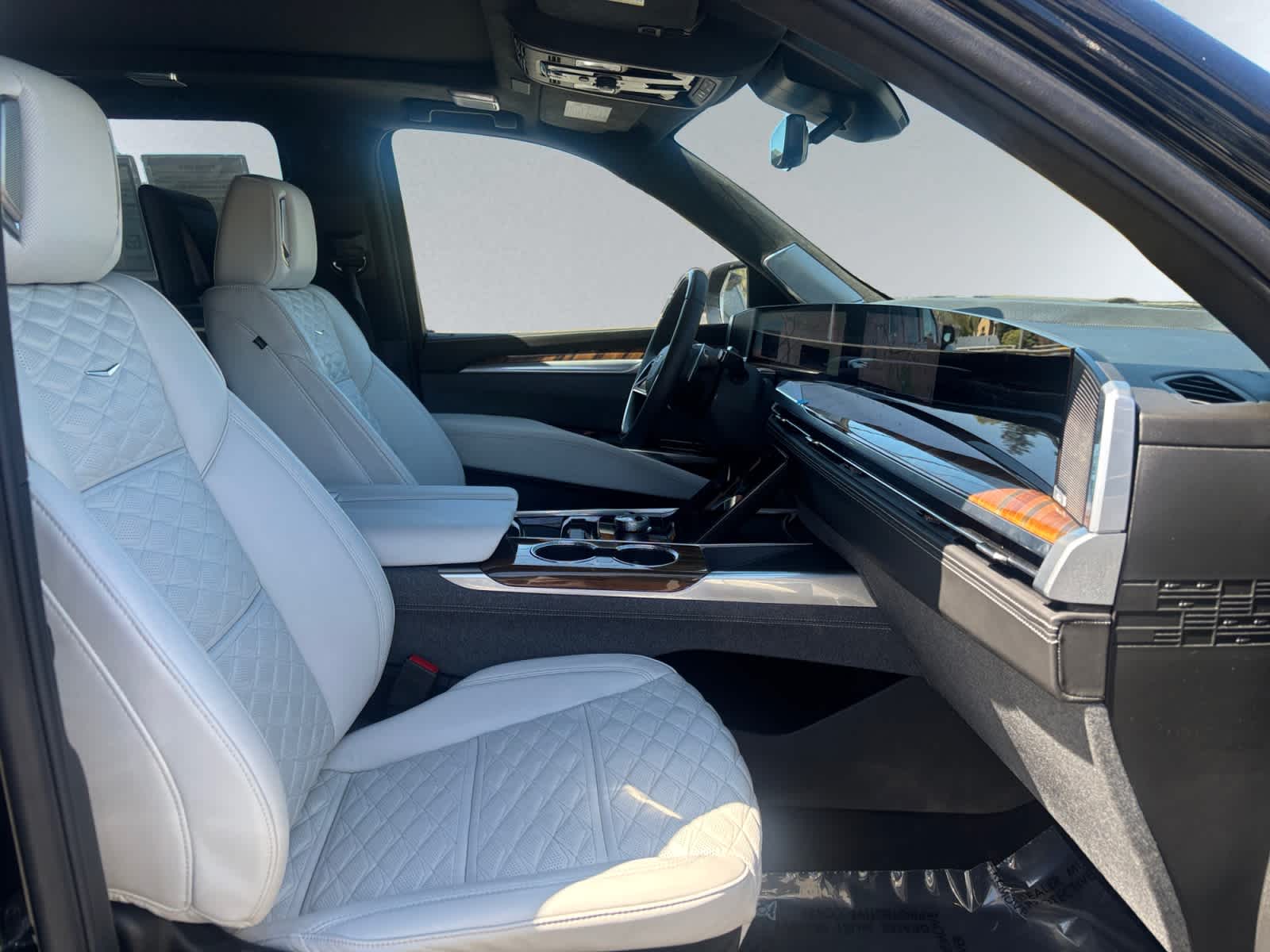 used 2025 Cadillac Escalade ESV car, priced at $119,387