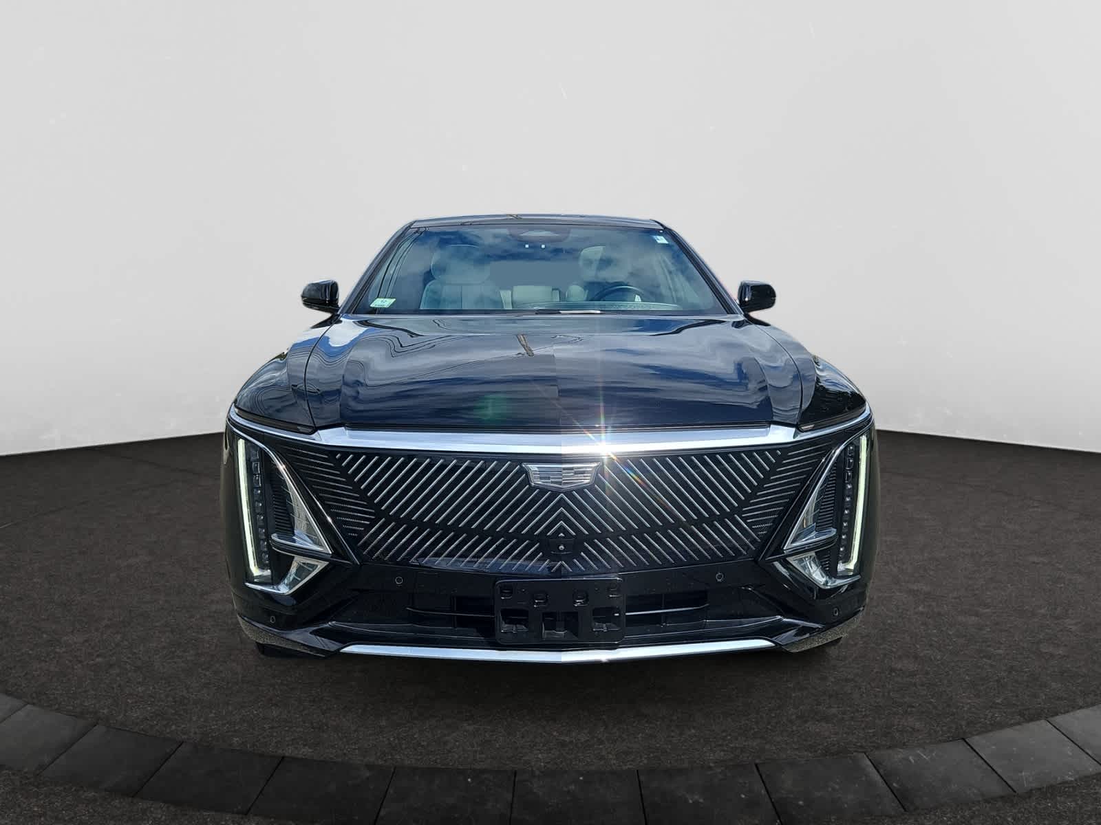 Certified 2024 Cadillac LYRIQ Luxury 2 with VIN 1GYKPRRL7RZ124596 for sale in Lynnfield, MA