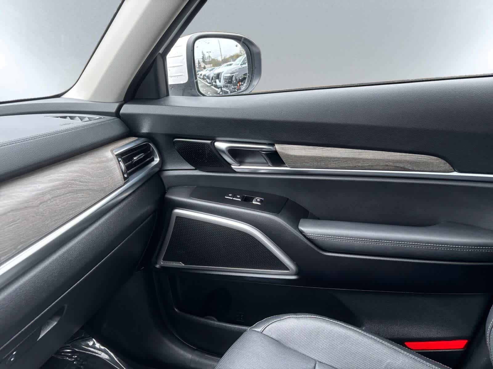 used 2022 Kia Telluride car, priced at $28,387