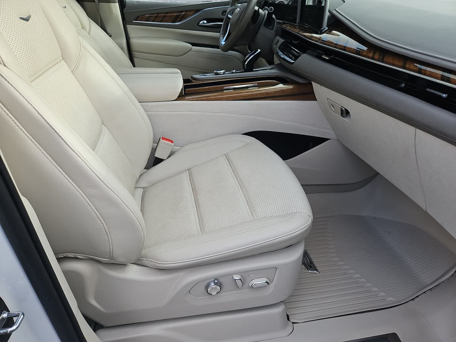 used 2022 Cadillac Escalade car, priced at $74,987