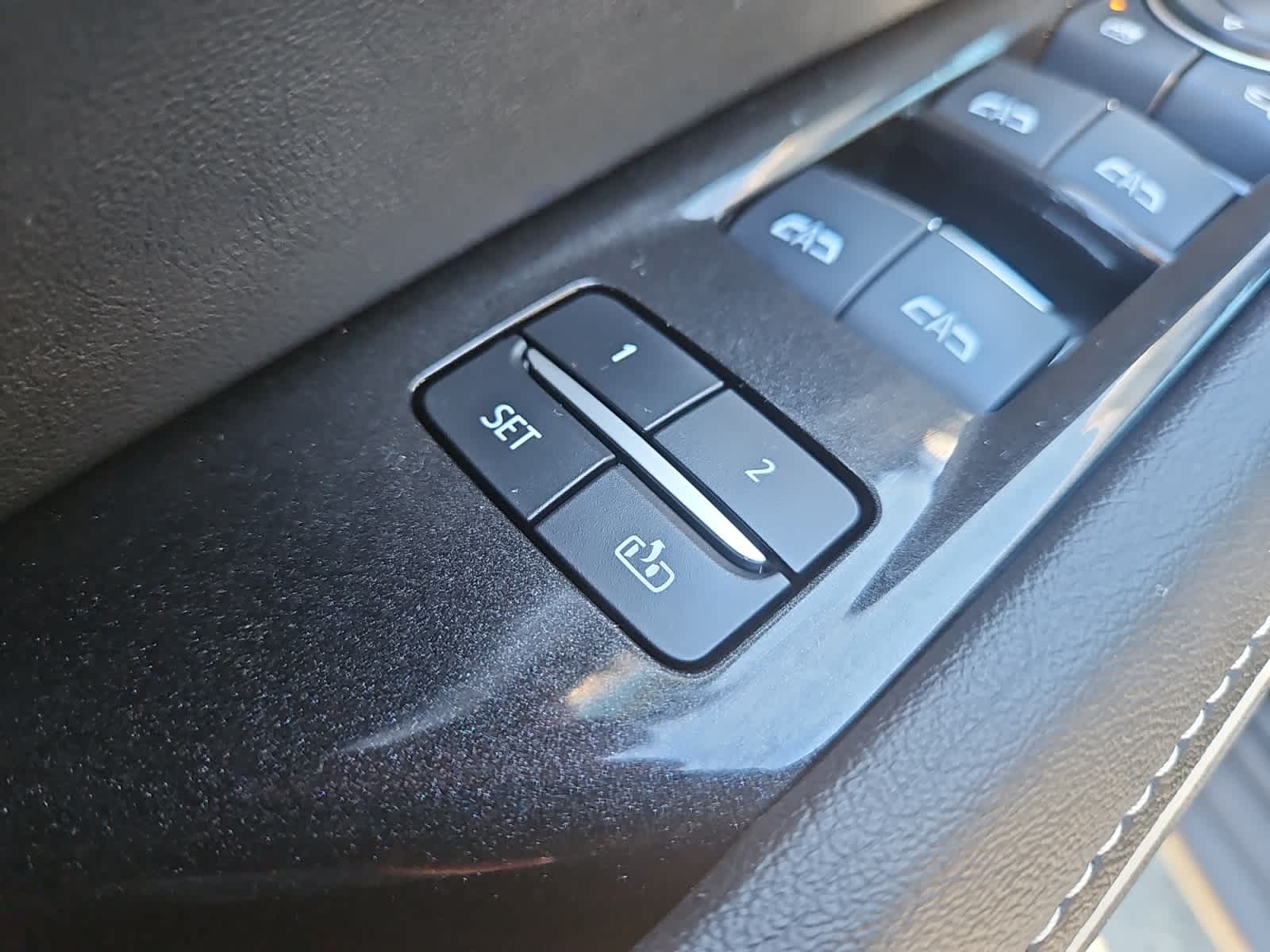 used 2024 Cadillac Escalade ESV car, priced at $81,887