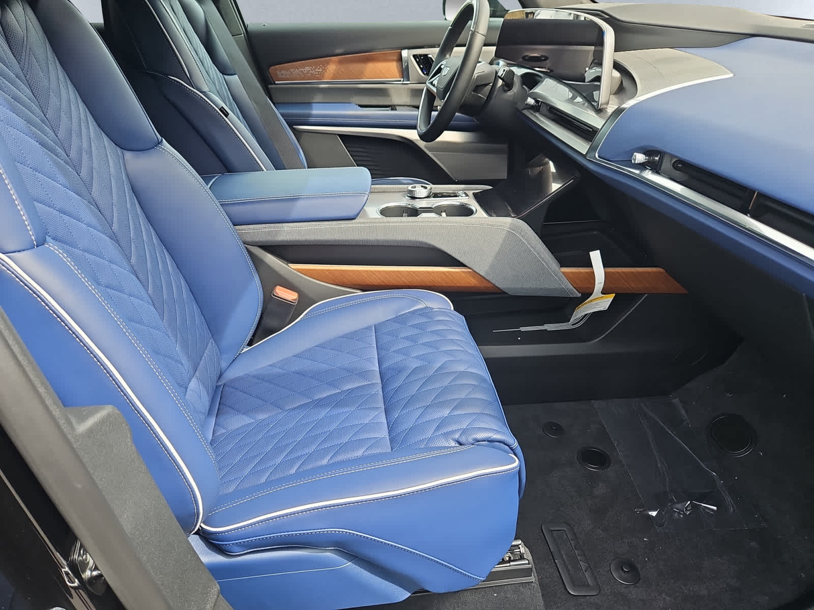 new 2026 Cadillac VISTIQ car, priced at $94,715