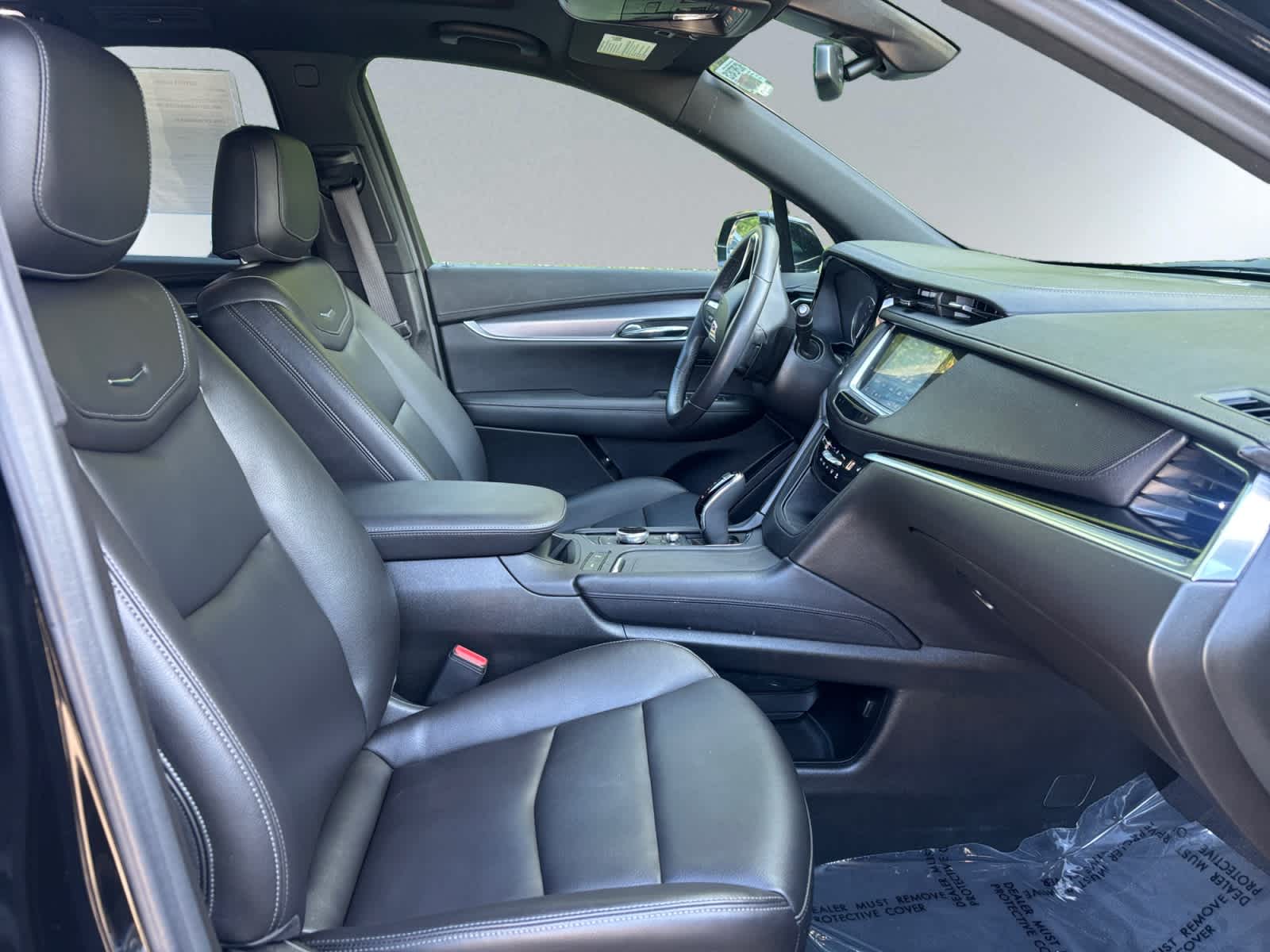 used 2024 Cadillac XT6 car, priced at $43,387