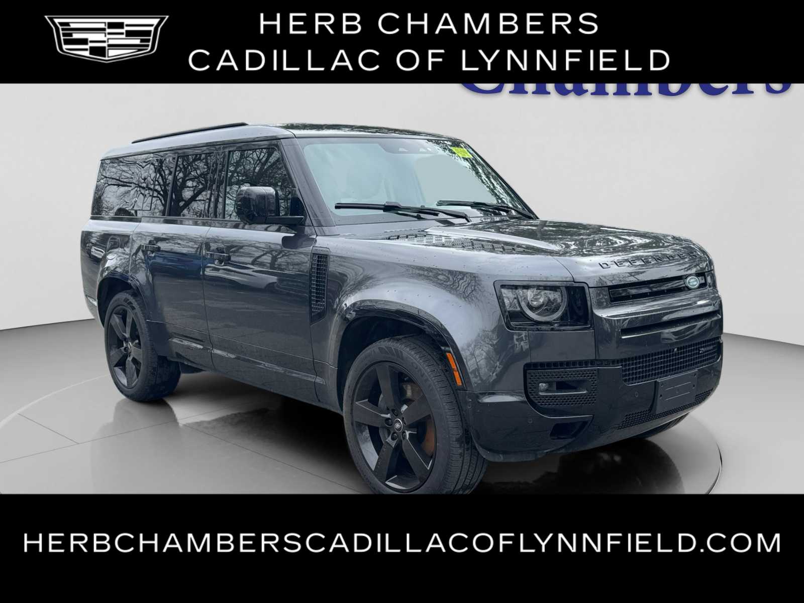 2023 Land Rover Defender X-Dynamic SE's photo