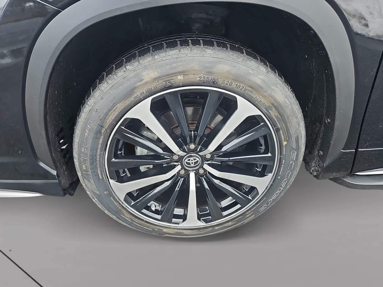 used 2021 Toyota Highlander car, priced at $36,997