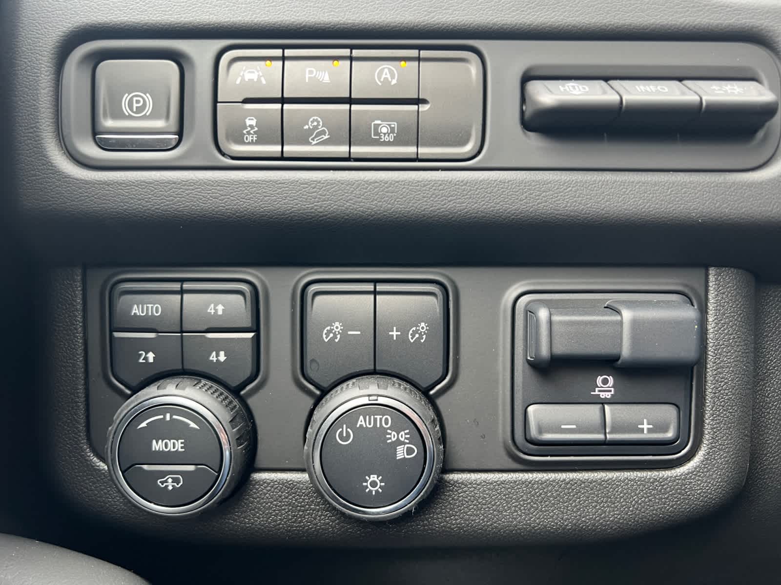 used 2024 Chevrolet Tahoe car, priced at $71,787