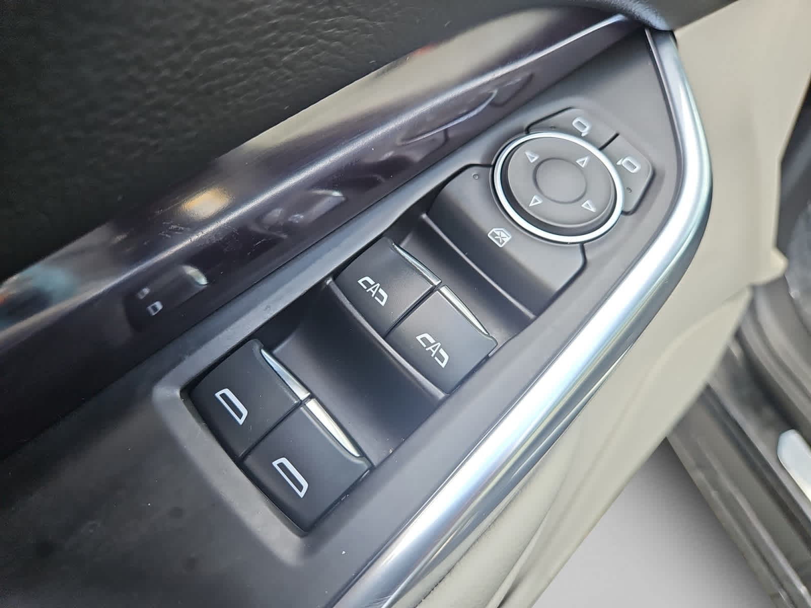 used 2023 Cadillac XT4 car, priced at $26,497