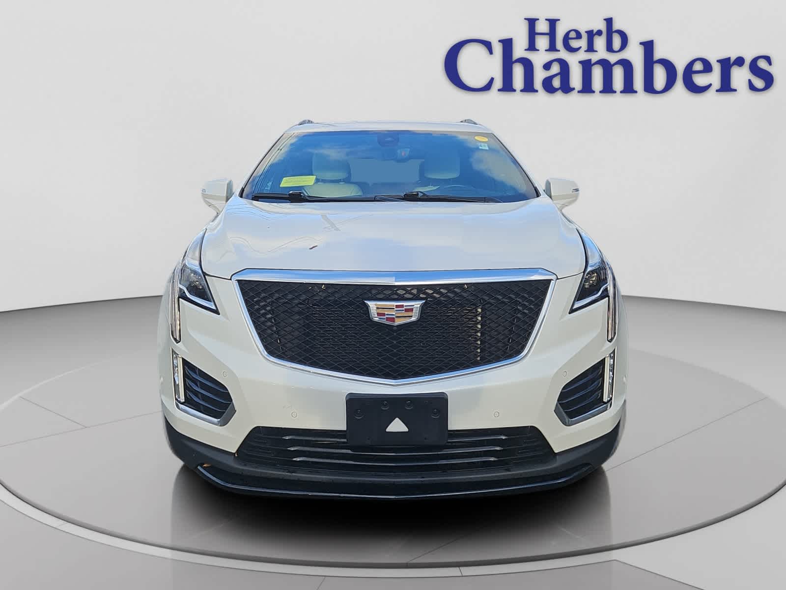 used 2022 Cadillac XT5 car, priced at $35,287