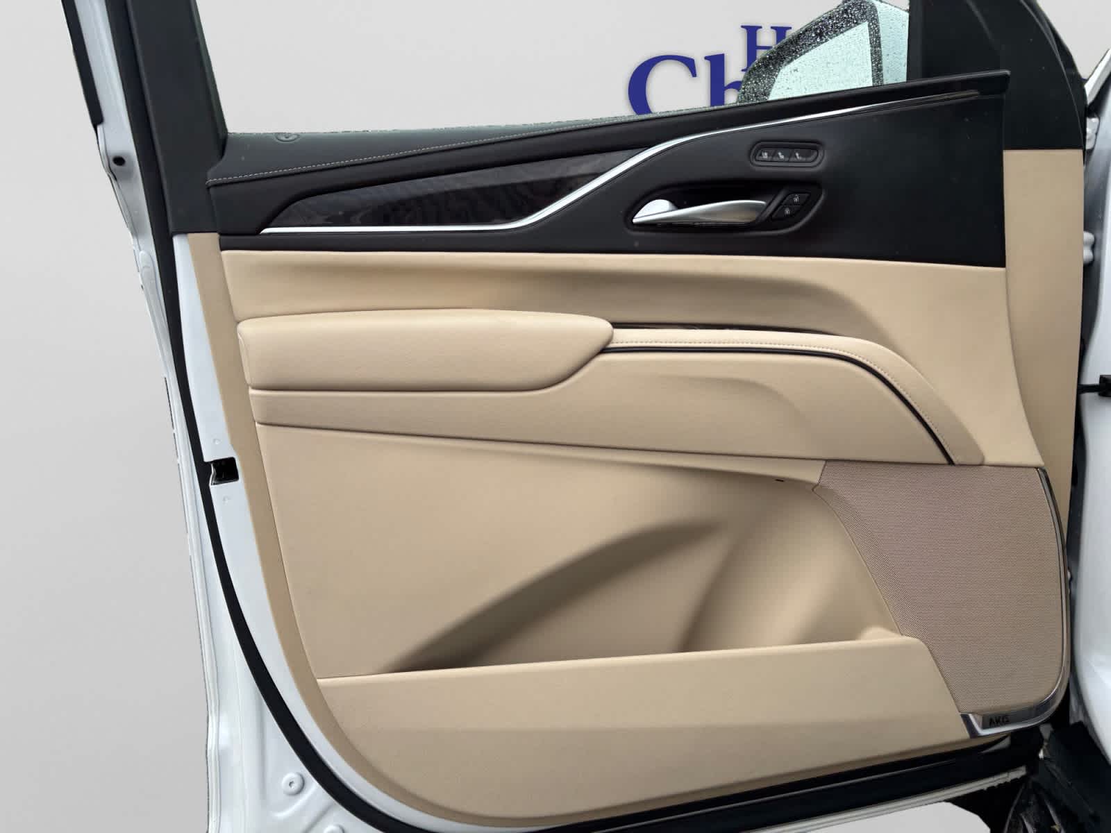 used 2023 Cadillac Escalade ESV car, priced at $74,387