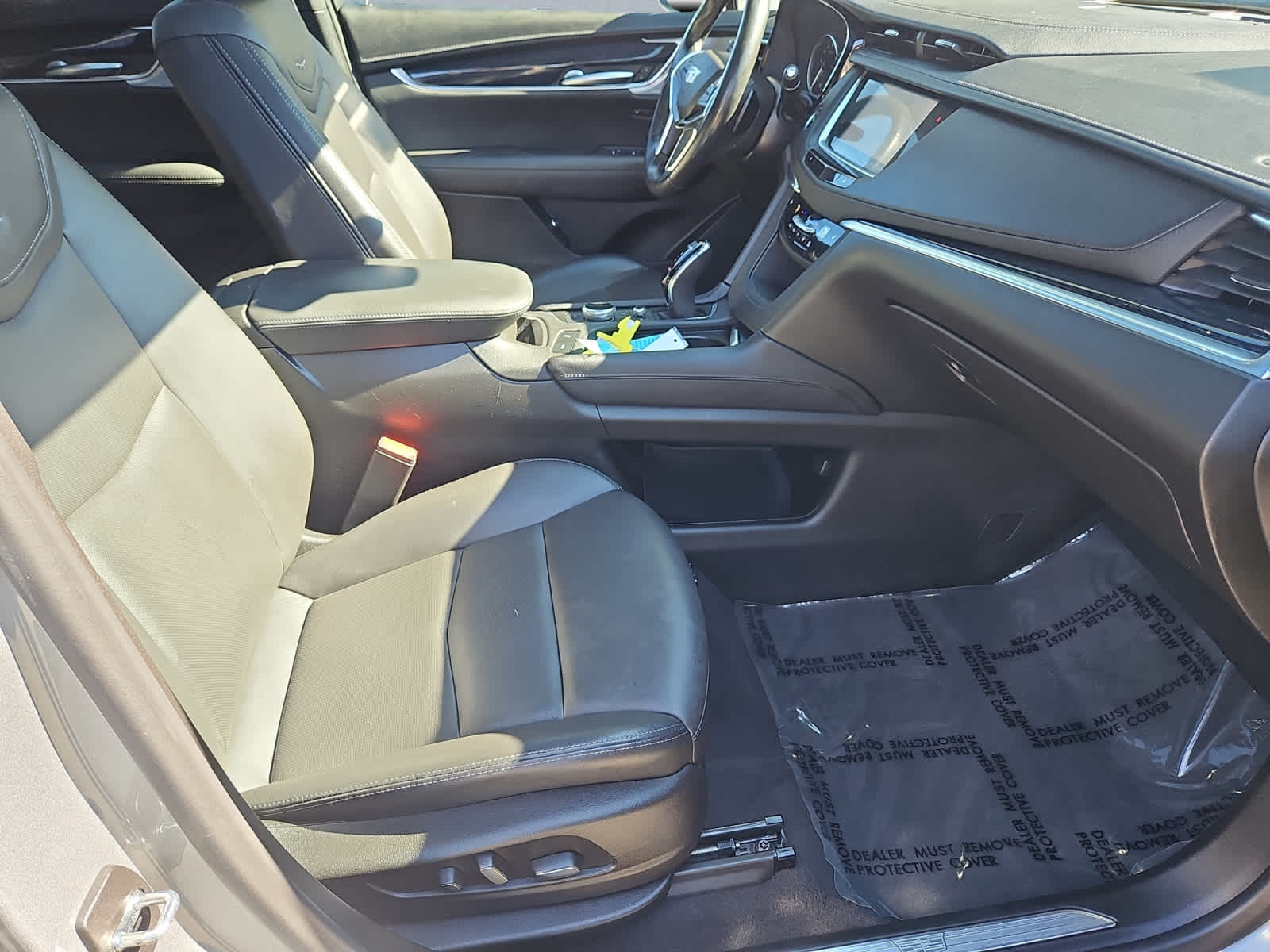 used 2023 Cadillac XT5 car, priced at $31,987