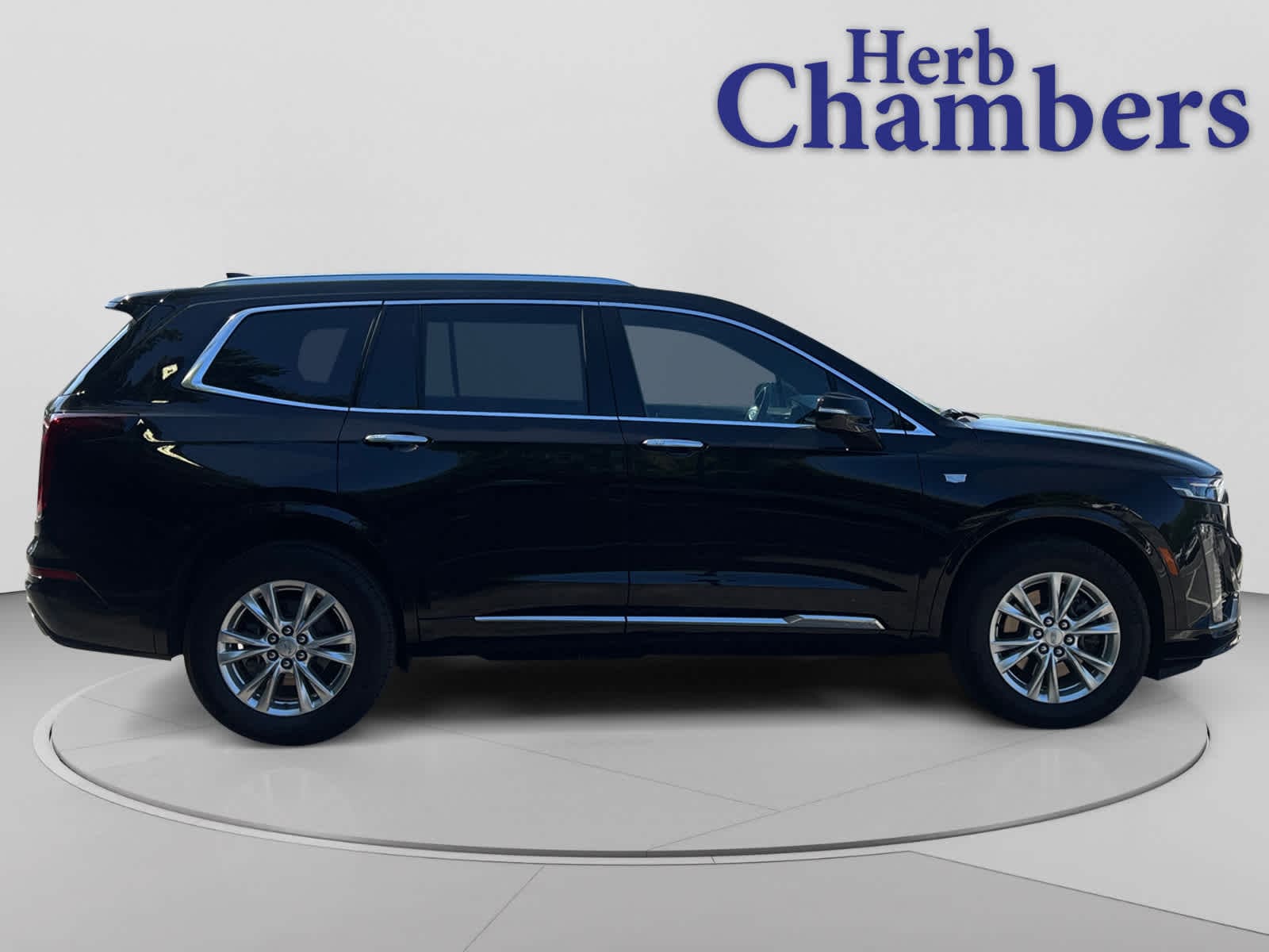 used 2024 Cadillac XT6 car, priced at $43,387