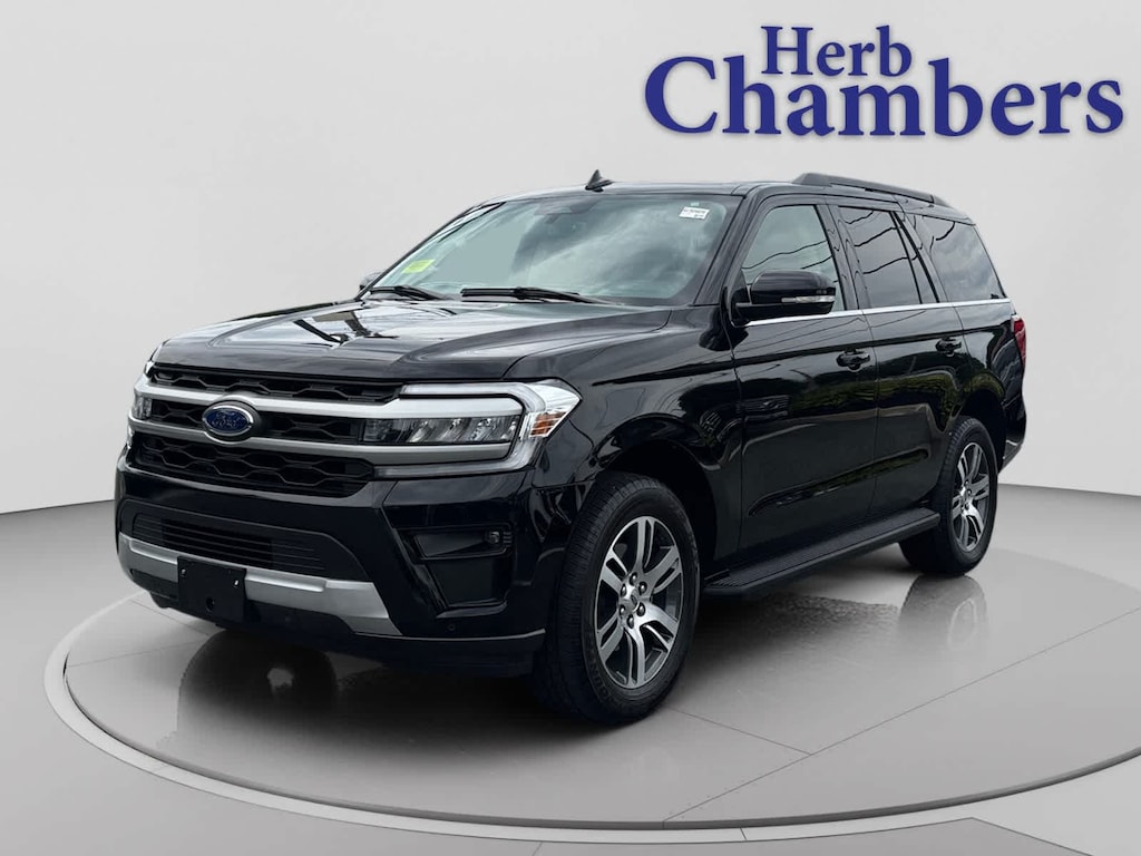 Used 2024 Ford Expedition XLT