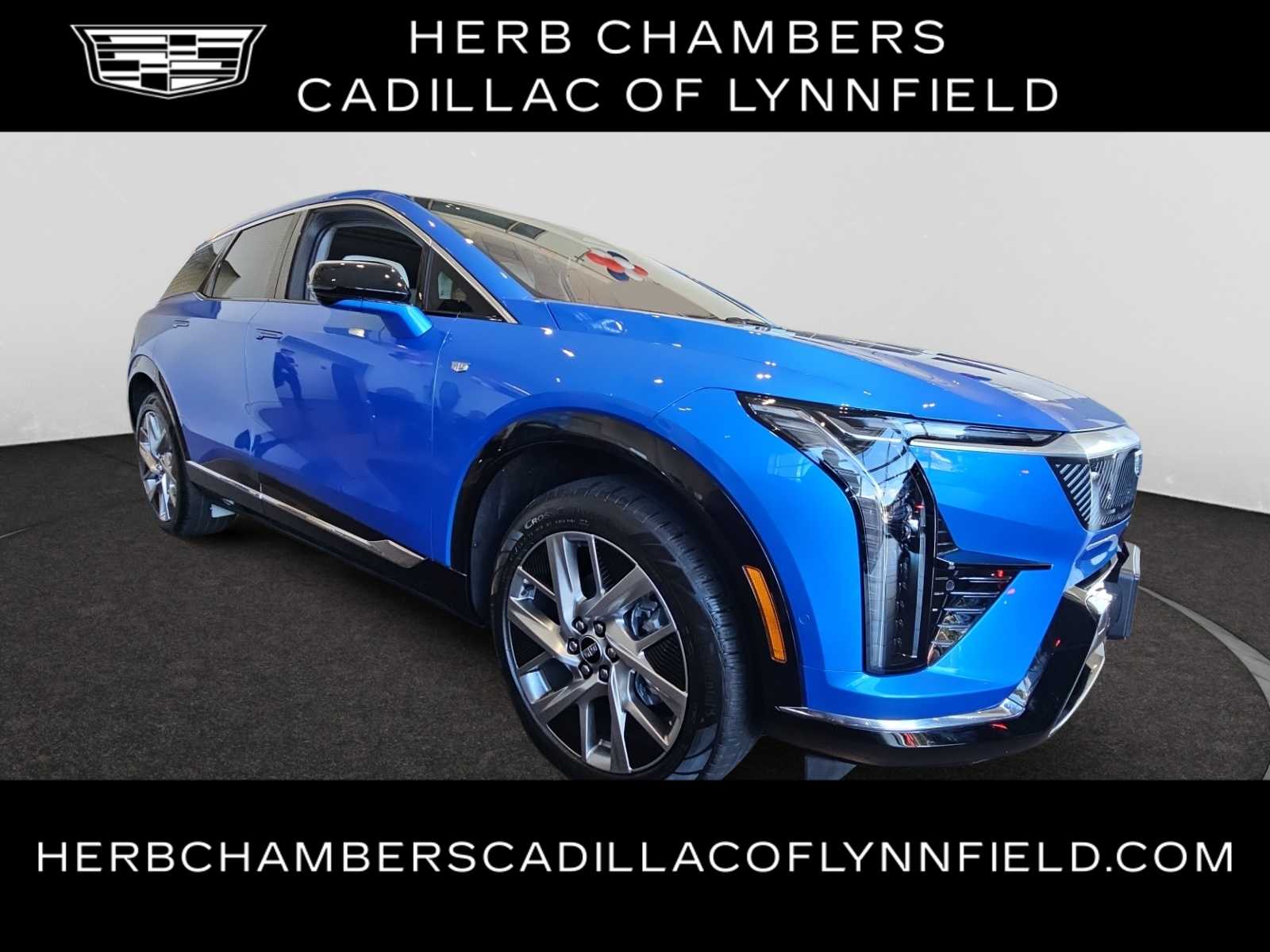 2025 Cadillac OPTIQ Luxury 2