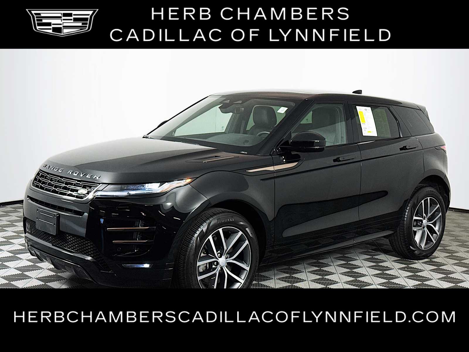 2024 Land Rover Range Rover Evoque Dynamic SE's photo