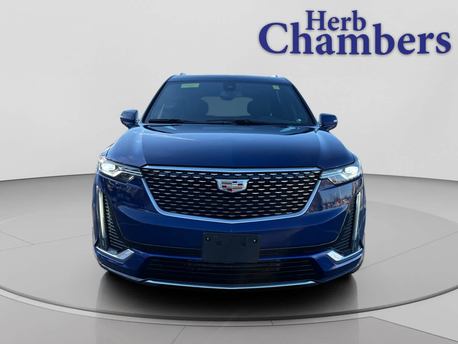 used 2025 Cadillac XT6 car, priced at $42,987